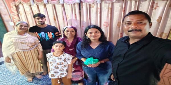 भरोसे की शिकारा यात्रा-डल झील से उठी इंसानियत की सबसे सच्ची तस्वीर