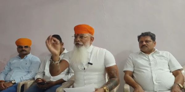 यूजीसी कानून के विरोध में डूंगरपुर पहुंचे क्षत्रिय करणी सेना के राष्ट्रीय अध्यक्ष