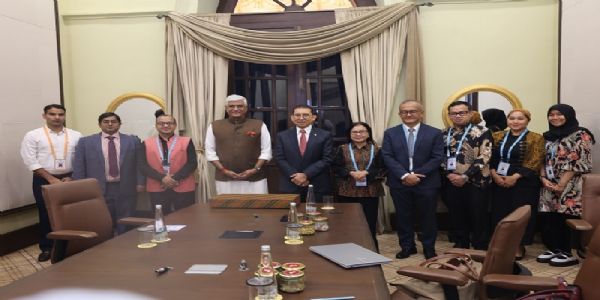 ब्रिक्स सम्मेलनः केन्द्रीय मंत्री शेखावत ने इंडोनेशिया और दक्षिण अफ्रीका के संस्कृति मंत्रियों के साथ की द्विपक्षीय बैठक
