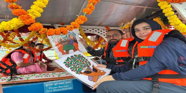ब्रिक्स प्रतिनिधियों ने बड़ी झील में की शिकारा की सैर