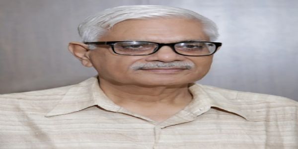 सुविधा की राजनीति और शिक्षा जगत की दुविधा