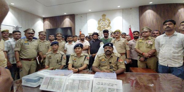 झांसी में साइबर ठगी के नेटवर्क का भंडाफोड़, 23 आरोपित गिरफ्तार