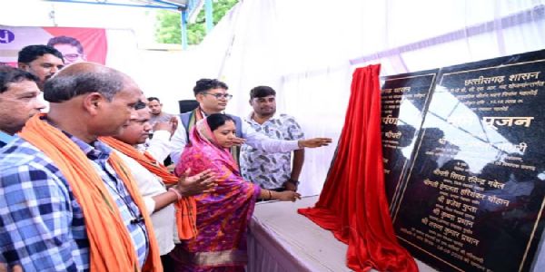 महलोई में विकास कार्यों को मिली नई सौगात, सामुदायिक कीर्तन भवन का भूमिपूजन और शेड का लोकार्पण