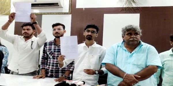 पांडवेश्वर में बंगाल पक्ष को बड़ा झटका, करीब 50 समर्थकों ने सामूहिक इस्तीफे का किया ऐलान