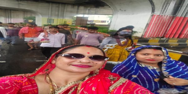 शिवालयों में उमड़ा आस्था का सैलाब: कांवड़ियों ने भगवान भोलेनाथ का किया अभिषेक