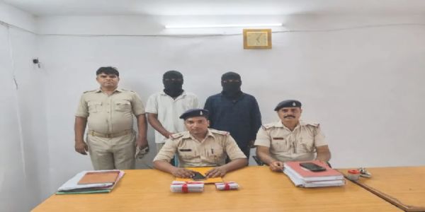 वसुंधरा स्टेट के जर्जर मकान में ब्राउन शुगर की बिक्री का खुलासा, दो गिरफ्तार