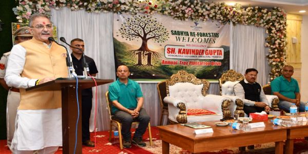 पौधरोपण अभियान मानवता के सुरक्षित भविष्य के लिए सामूहिक संकल्प : राज्यपाल