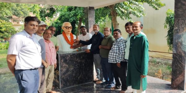 औरैया : काकोरी कांड के शताब्दी वर्ष कार्यक्रम में याद किये गये महानायक मुकुंदी लाल गुप्ता