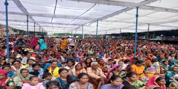 नगरी में गूंजा आदिवासी एकजुटता का संदेश, उत्साह से मनाया गया विश्व आदिवासी दिवस