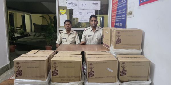 रामगढ़ में पकड़ा गया शराब लदा ट्रक, प्राथमिकी दर्ज