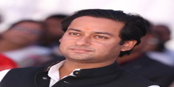 ‘विकास और सेवा के 2 वर्ष’ पुस्तिका के आंकड़ों पर कांग्रेस विधायक जयवर्धन सिंह ने उठाए सवाल
