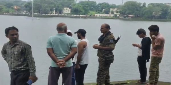 बांध से एक व्यक्ति का शव बरामद, जांच में जुटी पुलिस