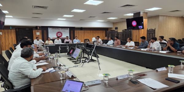 रेलवे और व्यापारिक प्रतिनिधियों के बीच सार्थक संवाद, माल लदान बढ़ाने पर जोर