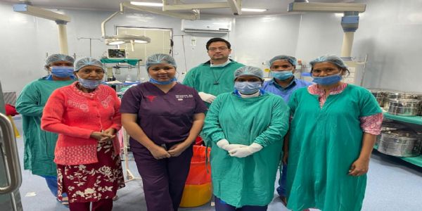 जशपुर : जिला अस्पताल ने दो गंभीर मामलों में दिखाई तत्परता, बचाई बच्ची और महिला की जान