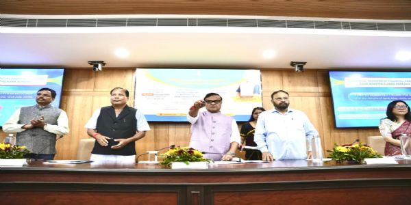 सीएम-फ्लाइट और जीवन प्रेरणा योजनाओं के तहत मुख्यमंत्री सरमा ने की वित्तीय सहायता वितरित