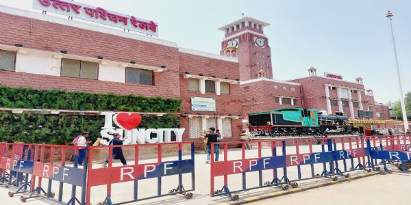 रेलवे सुरक्षा को लेकर आरपीएफ सतर्क
