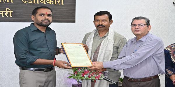 पीढ़ियों से संरक्षित ‘चिरपोटी टमाटर’ को मिली कानूनी पहचान