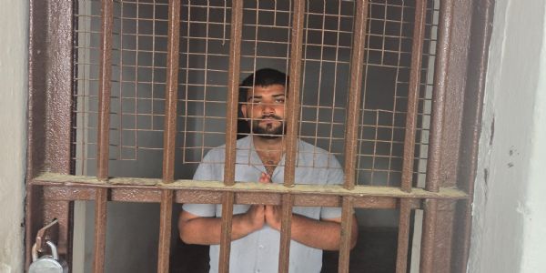 पूर्व विधायक के गनर से अभद्रता करने वाला पीडब्ल्यूडी ठेकेदार गिरफ्तार