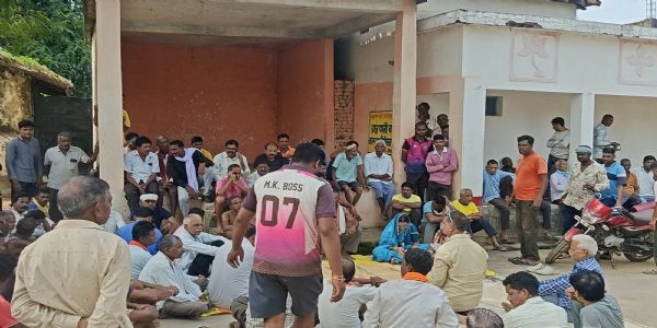 मतांतरित महिला के अंतिम संस्कार को लेकर गांव में विवाद, साहू समाज ने की बैठक
