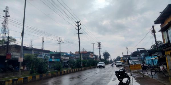 अनूपपुर: तीन दिन धूप के बाद सुबह से हो रही रुक-रुक कर बारिश