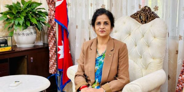 नेपाल की उद्योग मंत्री गौरी यादव ने दिया इस्तीफा, गैस कारोबारियों पर विवादित बयान के बाद बढ़ा था दबाव