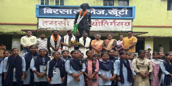 अंतरराष्ट्रीय रग्बी खिलाड़ी अजीत नाग का बिरसा कॉलेज में भव्य स्वागत