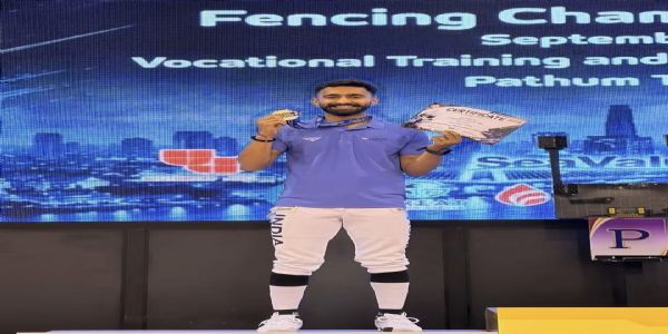 विश्वजीत ठाकुर ने थाईलैंड ओपन फेंसिंग चैंपियनशिप में जीता सिल्वर मेडल