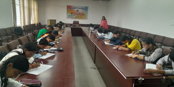 आयुर्वेद और फ़ार्मेसी में गैर-लकड़ी वन उत्पाद की एकीकृत भूमिका पर संवाद सत्र आयोजित