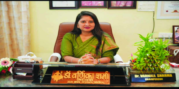 बालिकाओं की गरिमा और स्वास्थ्य के लिए बड़ा कदम, स्कूलों में लगेंगी सेनेटरी पैड वेंडिंग मशीनें