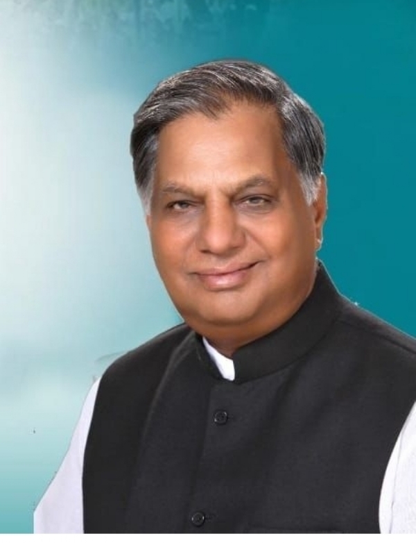 कांग्रेस के वरिष्ठ नेता चतर सिंह  (फाइल फोटो)