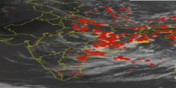 बंगाल की खाड़ी में कम दबाव क्षेत्र बनने के आसार, फिर सक्रिय होगा मानसून