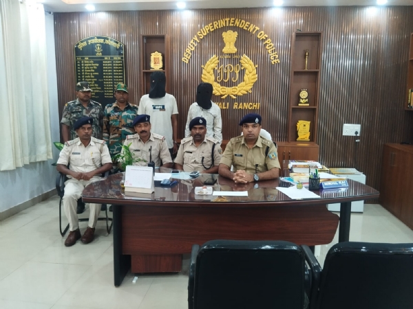 जानकारी देते एएसपी जानकारी देते एएसपी