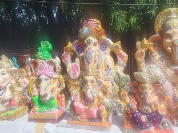 बप्पा की अगवानी में जयपुर के बाजारों में गणेश प्रतिमाओं की बहार
