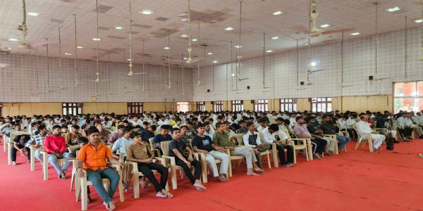 राष्ट्रीय स्वयंसेवक संघ के युवा सम्मेलन में स्वयंसेवकों की रही भारी सहभागिता, मिला सफलता का मंत्र