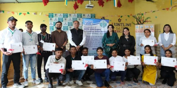 एनटीपीसी की पहल से प्रभावित परिवारों के 30 युवाओं ने पूरा किया कौशल प्रशिक्षण