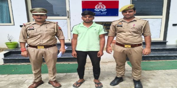 देवरिया :दुष्कर्म के मामले में वांछित आरोपित गिरफ्तार
