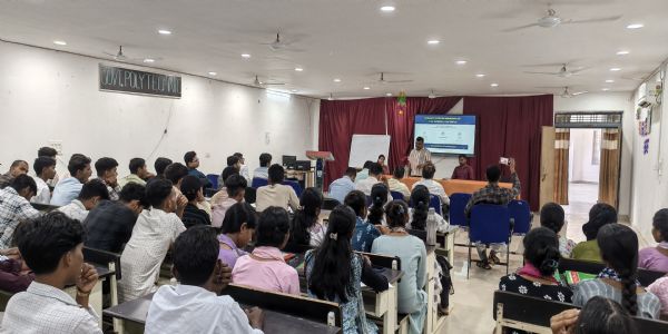 पॉलीटेक्निक रामानुजगंज में स्टार्टअप को लेकर कार्यशाला