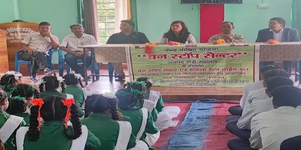 किशोर-किशोरियों को पॉक्सो एक्ट और नशे से बचाव की दी जानकारी