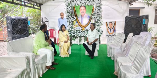 दिवंगत मंत्री को विधायक ने दी भावपूर्ण श्रद्धांजलि