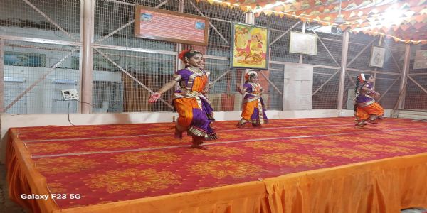 तेलंगाना की 75 साधिकाओं ने राम मंदिर में की नृत्य आराधना
