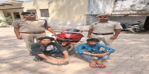 नूंह पुलिस ने पकड़े दो झपटमार, मोबाइल व मोटरसाइकिल बरामद