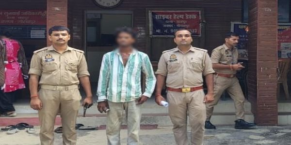 छिनैती की मोबाइल के साथ आरोपित गिरफ्तार
