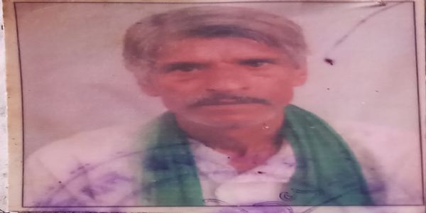 किसान ने पत्नी से झगड़ने के बाद फंदा लगाकर दे दी जान
