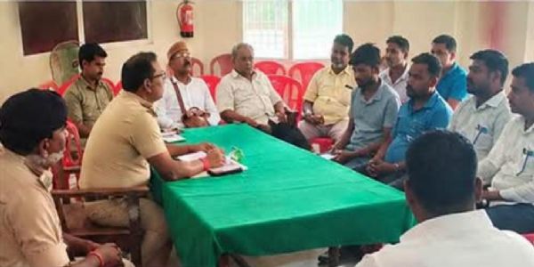 गणेश चतुर्थी व विश्वकर्मा पूजा को लेकर शांति समिति की बैठक