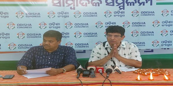 मुख्यमंत्री के युएई दौरे पर कांग्रेस का सवाल, निवेश या ओडिशा के प्राकृतिक संसाधनों की बिक्री?