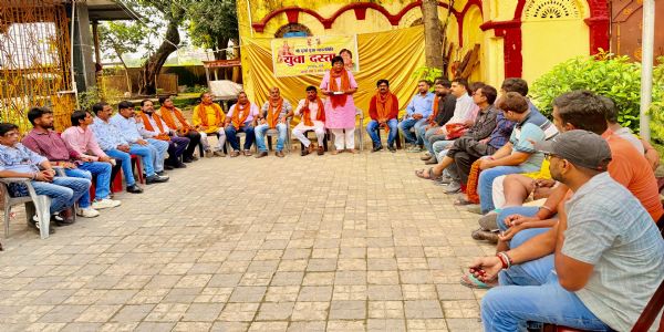 दुर्गा पूजा को लेकर युवा दस्ता की नई कार्यकारिणी गठित, राजेश गुप्ता छोटू बने अध्यक्ष