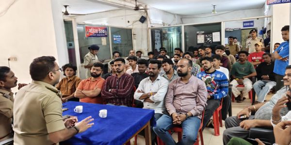 कोतवाली पुलिस की गणेशोत्सव समितियों के साथ बैठक में दिए आवश्यक दिशा-निर्देश