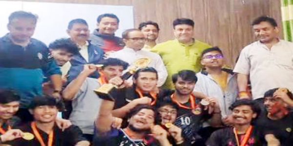 सीआरएसटी इंटर कॉलेज में आरएसएस का युवा खेल सम्मेलन, 200 युवाओं ने लिया हिस्सा