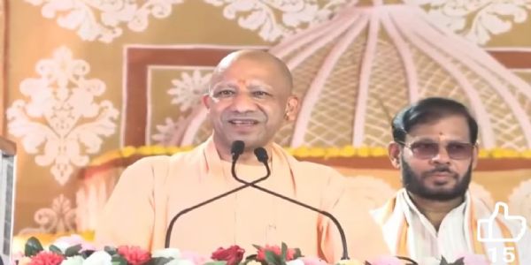 महाशिवपुराण कथा में पहुंचे मुख्यमंत्री योगी, कहा— जिसे ईश्वर की भक्ति मिली, उसे मुंह मांगी मुराद मिल गई