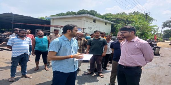 उपभोक्ताओं को निर्बाध विद्युत आपूर्ति उपलब्ध कराना प्राथमिकता : जिलाधिकारी